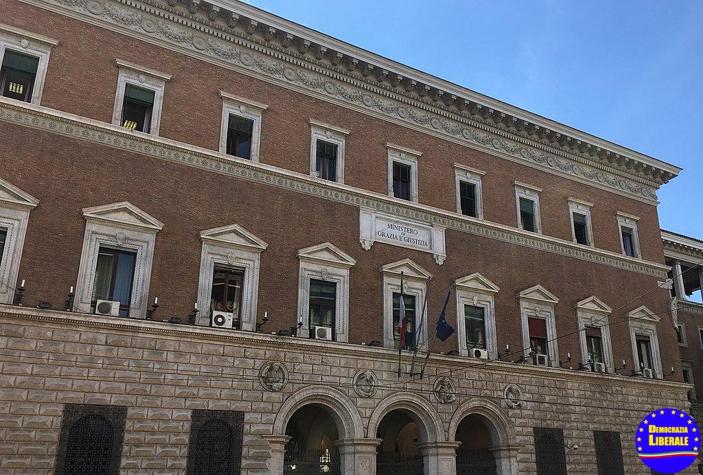 PRESCRIZIONE E INTERCETTAZIONI, FINALMENTE UN BUON SEGNALE PRESCRIZIONE E INTERCETTAZIONI, FINALMENTE UN BUON SEGNALE