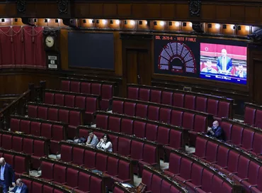 PARLARE LIBERAMENTE IN PARLAMENTO* PARLARE LIBERAMENTE IN PARLAMENTO*
